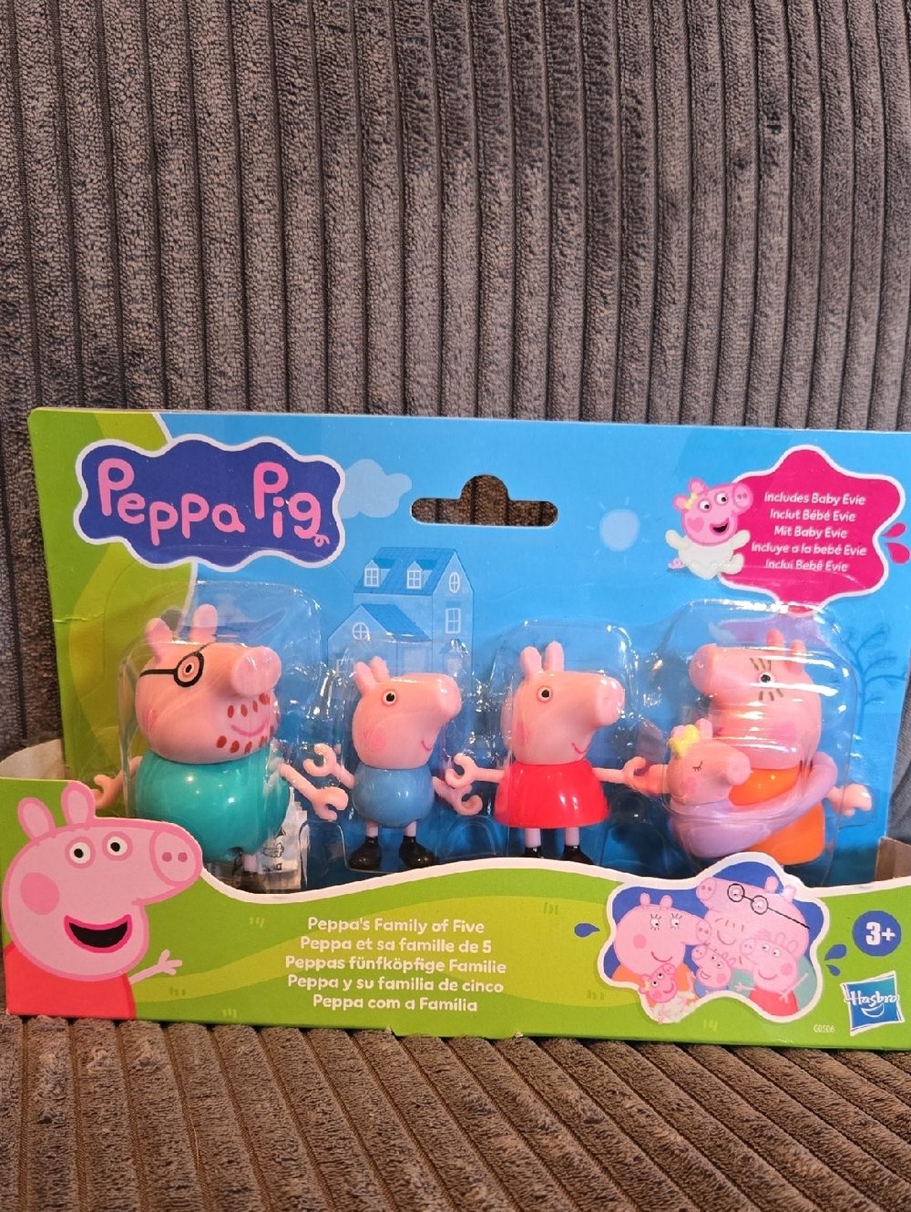 Peppa Pig Family Playset Figures - Pink, Blue, Red, Green